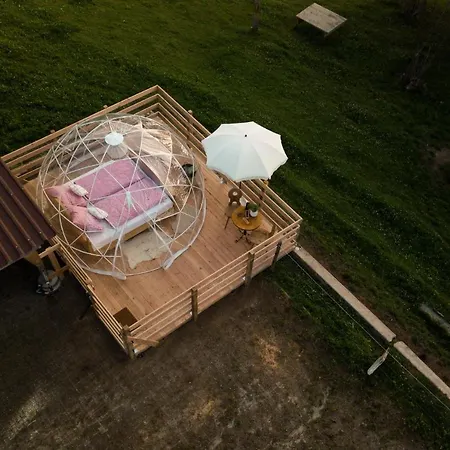 Luxury tent Bubble-Suite Auf Pias Hof Im Emmental