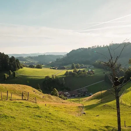 Bubble-Suite Auf Pias Hof Im Emmental Sumiswald